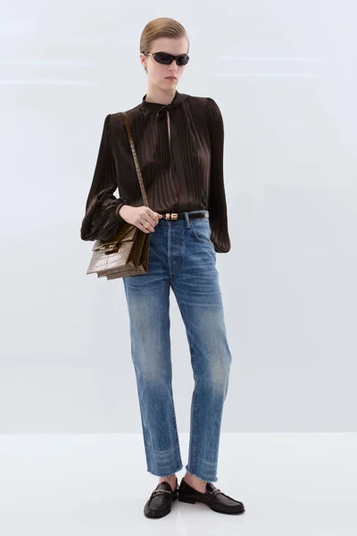 Look 30